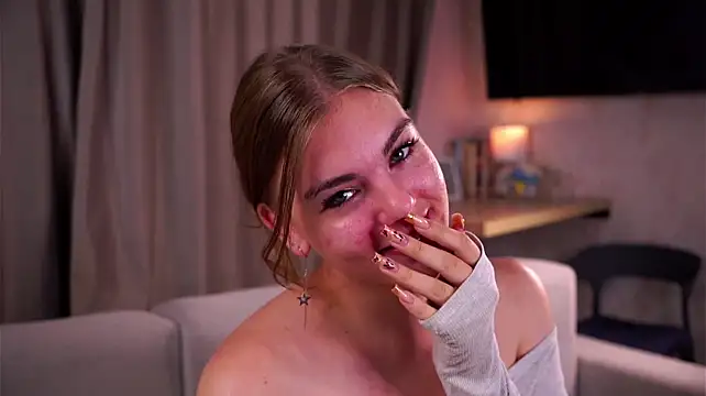 MelodyBaur's Live XXX Chat