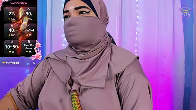 XXX chat uživo modela Falak-Yasin