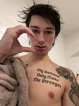 GothSadist Live XXX-chat