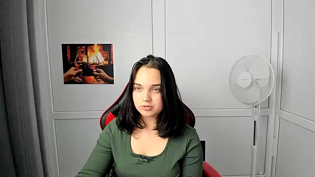 Caroline_cutte লাইভ XXX চ্যাট