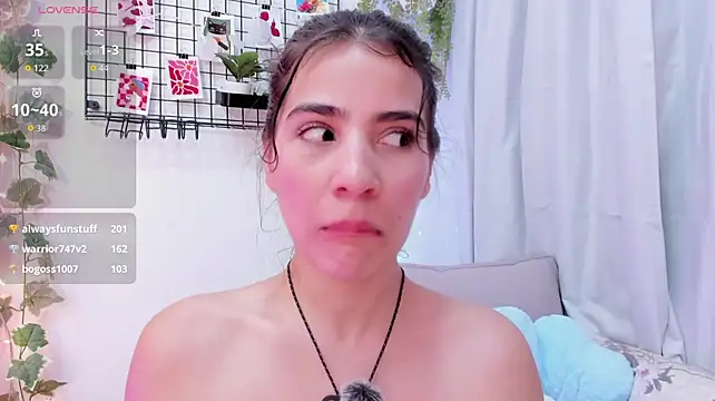 Chat XXX ao vivo de Miranda_doll__