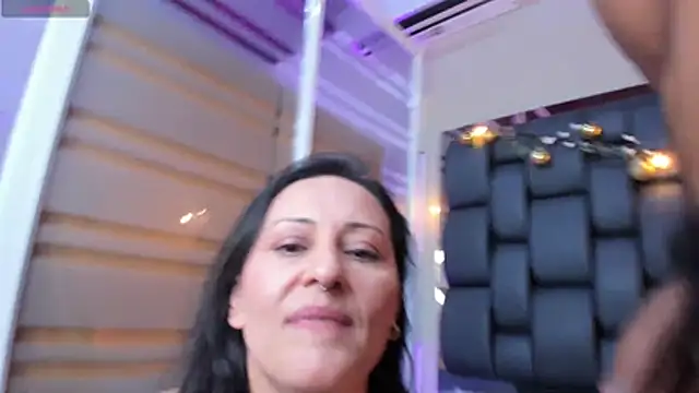 Chat XXX en directo de Miriam_milf