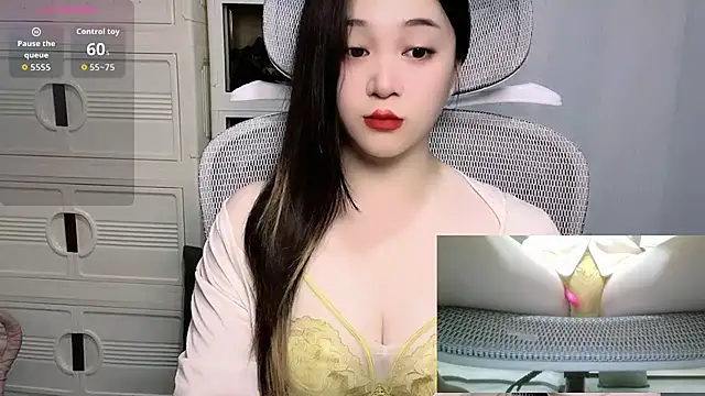 woaiqinqin 现场XXX聊天