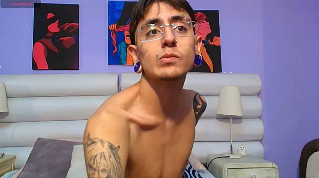 Chat +18 de Matthew_Dixonn ao vivo