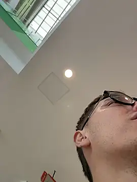 Živý XXX chat Thiago_Jones1