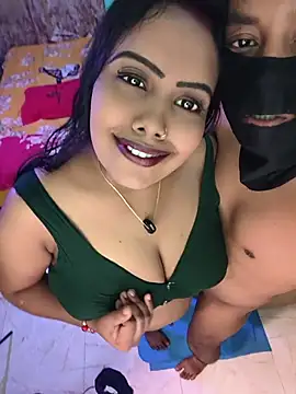 XXX chat uživo modela Hot_Cupole