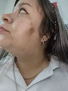 Charlott-1 Live XXX-Chat