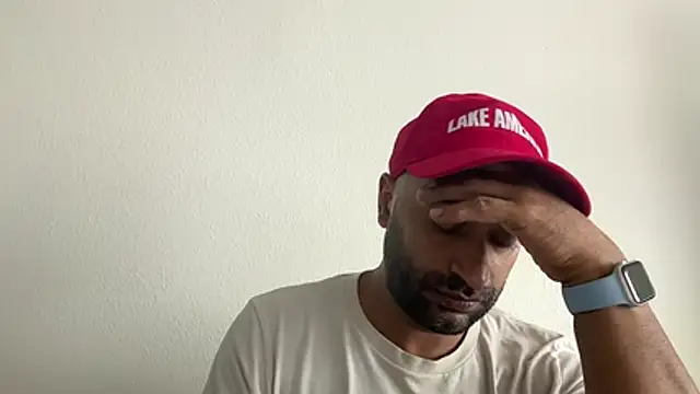 Chat +18 de genghisadonis ao vivo