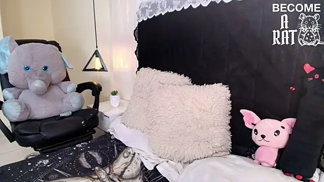 Chat XXX ao vivo de IvyBelle_