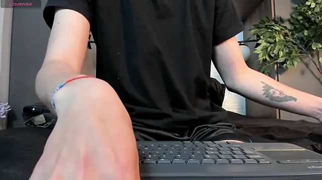 nicktorn 라이브 XXX 채팅