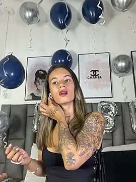 JuliaColemann: απευθείας συνομιλία ΧΧΧ