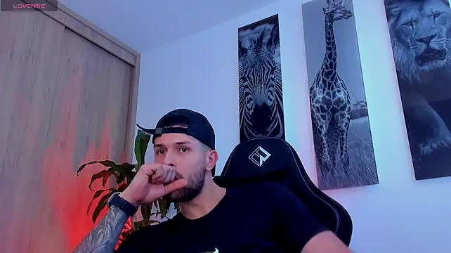 Chat +18 de Santos_ramirez1 ao vivo