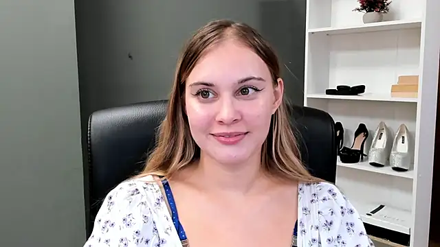 kitty_valeria – Live XXX-chat