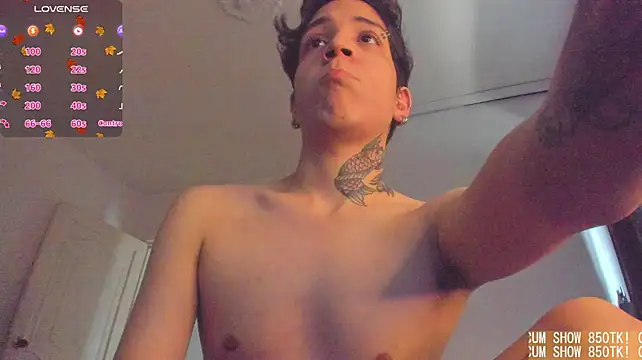 Michael_v77 Live XXX-chat
