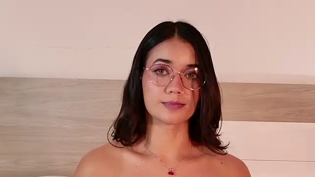 Chat +18 de JulsPatel ao vivo