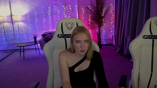 Sofia_054 现场XXX聊天