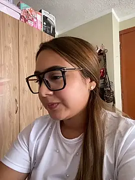 Miabonnett_ live XXX chat