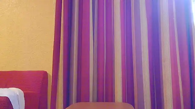 Latinopervs élő XXX-chatje