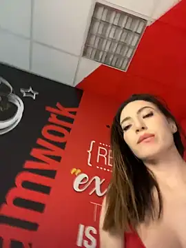 Czat XXX na żywo – IAmNobodyXXX