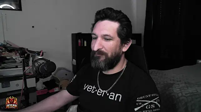 Czat XXX na żywo – DevilPup75_