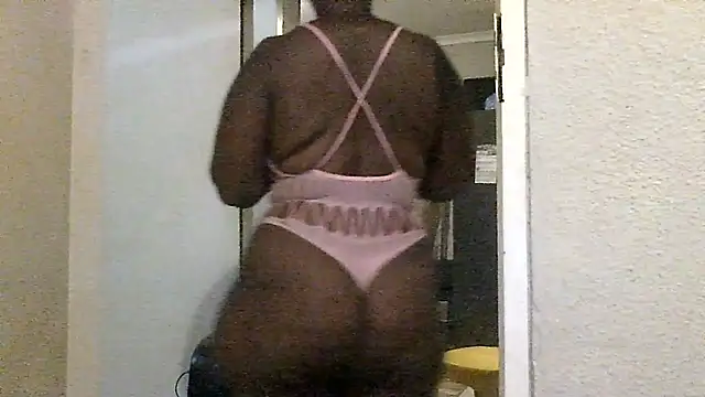 BLACKMALF's Live XXX Chat