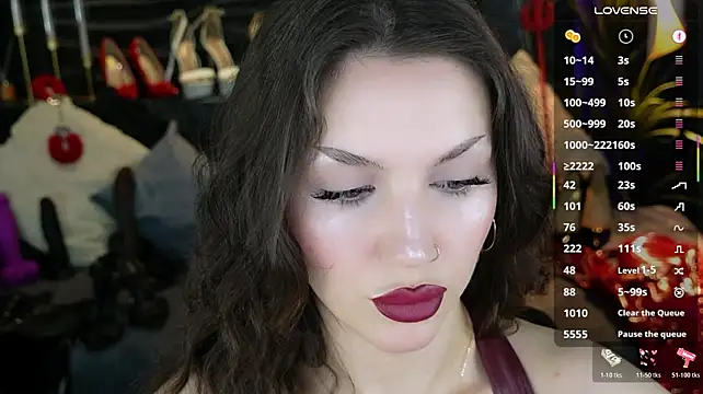 دردشة MistressDarsy الجنسية المباشرة