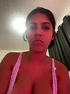 Chat XXX ao vivo de Palominhasafadinha_