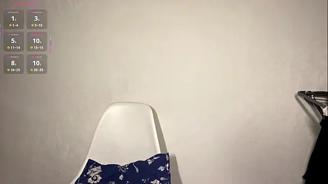 צ'אט XXX בשידור חי של VastnessFantasy