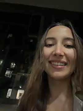 ICrazyOneIRL Live XXX-Chat