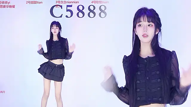 C5888 Live XXX-chat