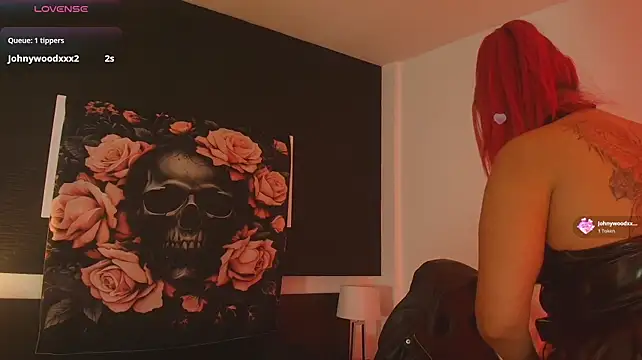 EvaaFoxxy1 Chat XXX live