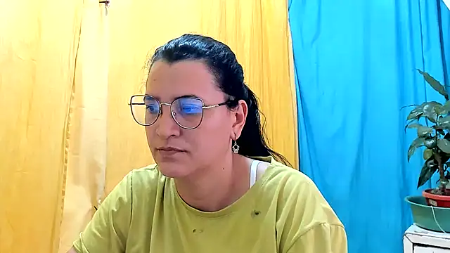 MARILYN_GARCIA 现场XXX聊天