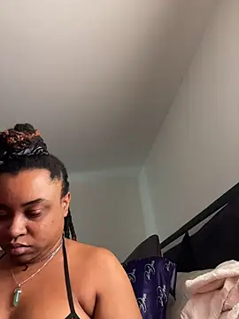 reecieofficial's Live XXX Chat