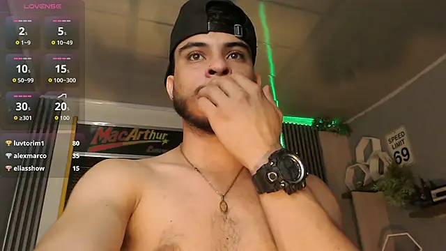 Bastian_MCcormick Chat XXX live