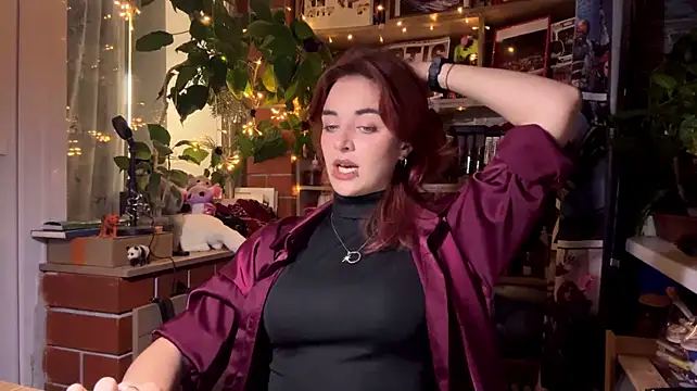 Leona_VS' Live XXX Chat