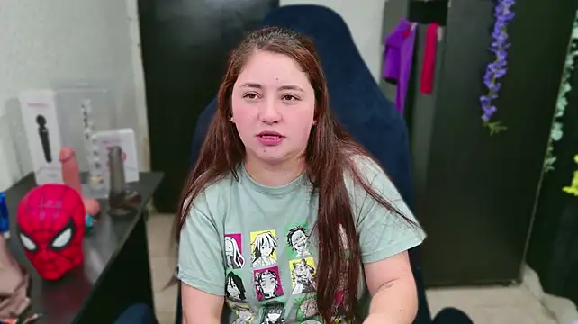 צ'אט XXX בשידור חי של ann_bronw