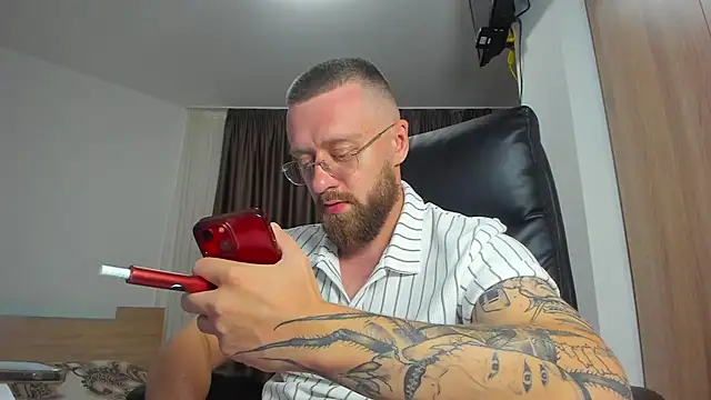 Živý XXX chat Findom_guy