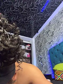 Chatroom XXX en direct de Melany_Williams
