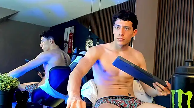 TheGhostforeeonss XXX чат на живо