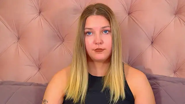 Živý XXX chat TinnaBurton