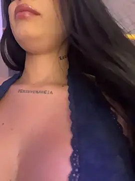 BustyAngelXXX élő XXX-chatje