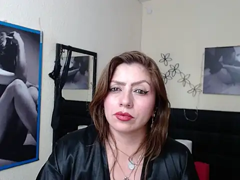 AnthonelaBella 라이브 XXX 채팅