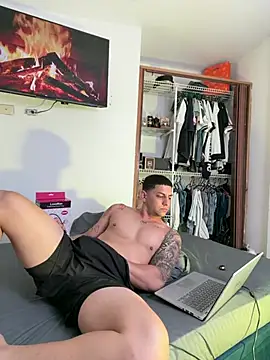 GabrielX77_ লাইভ XXX চ্যাট