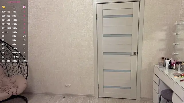 AnixLemdのライブXXXチャット