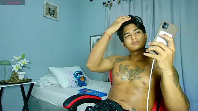 Rebor_phoenix1 Webcam Show