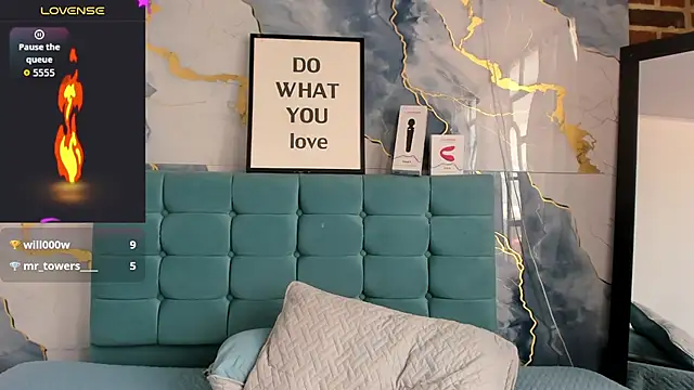 esmeralda-bk's Live XXX Chat