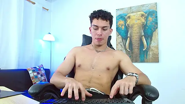 ryan_cum18: онлайн-секс-чат