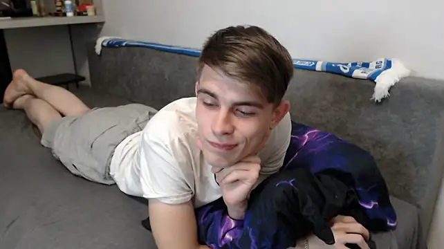 Student_Oliver Live XXX Chat
