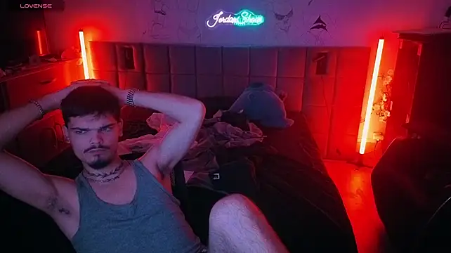 Chatroom XXX en direct de JordanShow