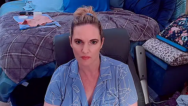 แชท XXX สดของ ninajaymes